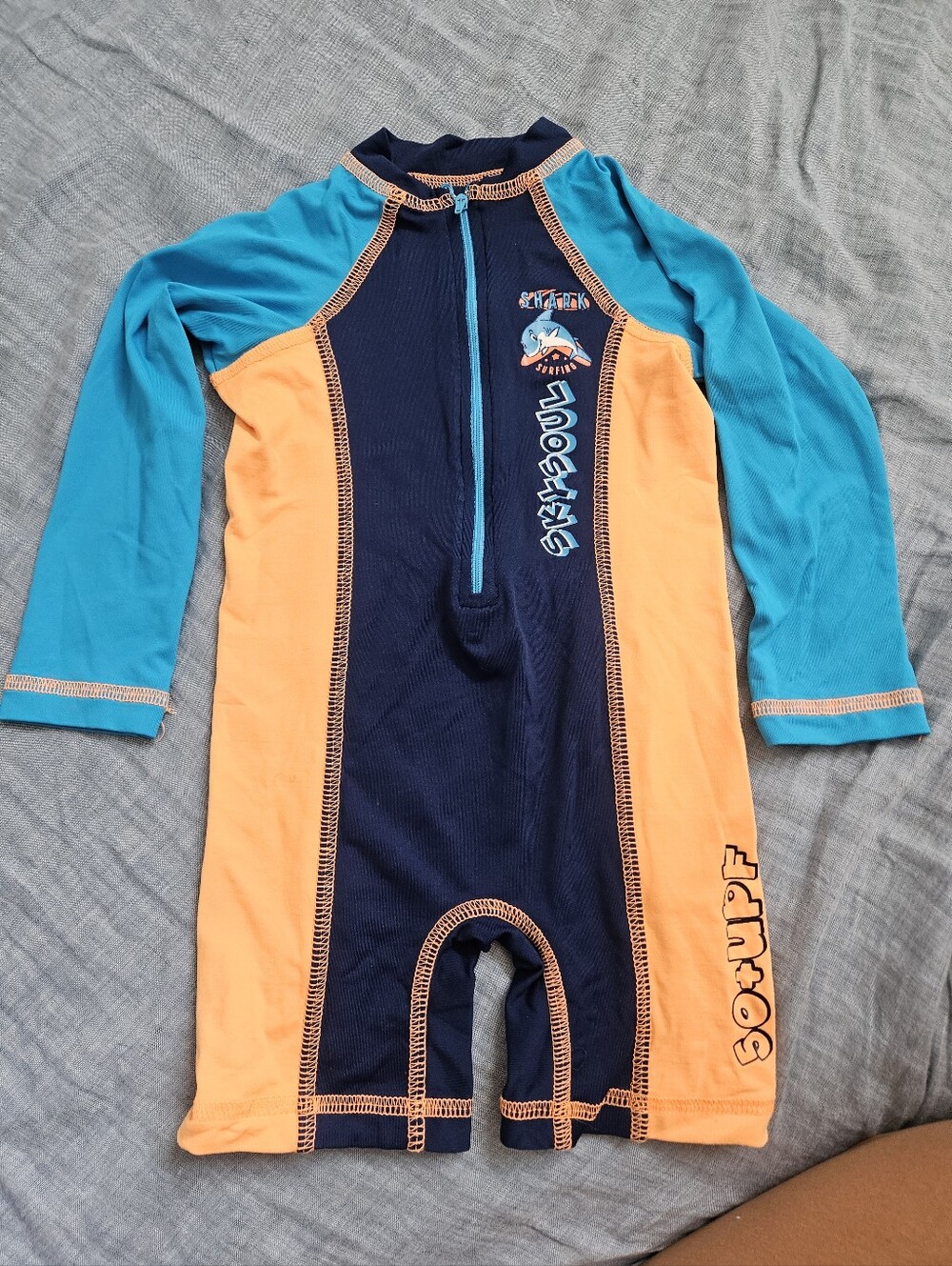 Skysoul Premium One Piece Long Sleeve Rash Guard Swimsuit Shark Size 3